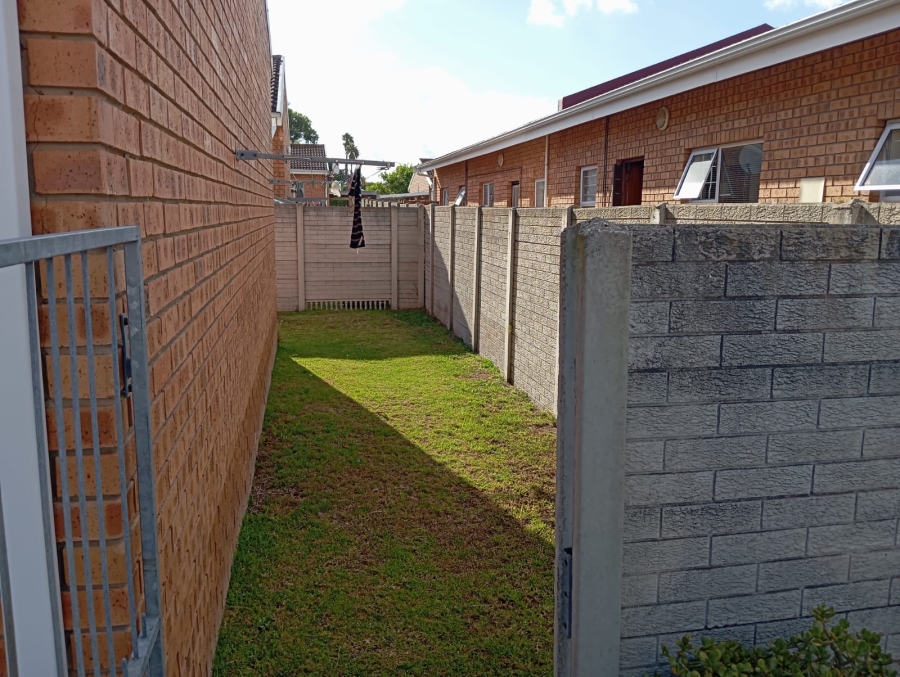 2 Bedroom Property for Sale in Kabega Park Eastern Cape